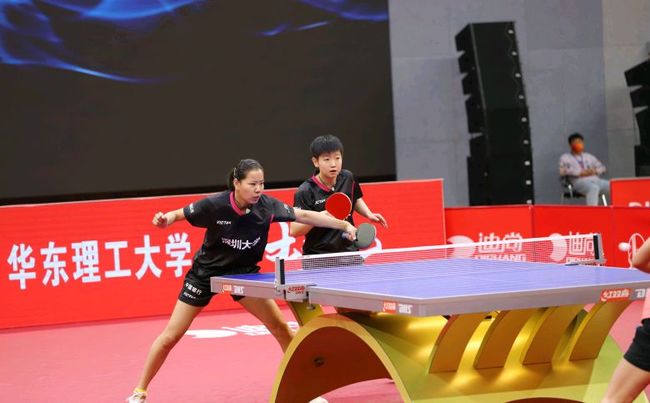 尤其是在 尤其是在