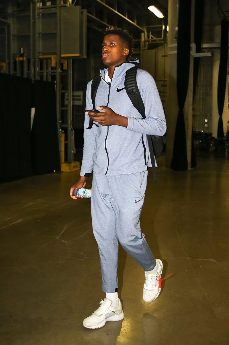 先喊战术 先喊战术